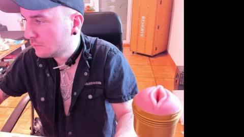 Chris online show from 06-06-26, 09:36