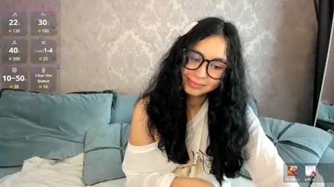 Snapshot of ohminnie chatting on 07-02-26, 06:19 Maria online show from 07-02-26, 06:19