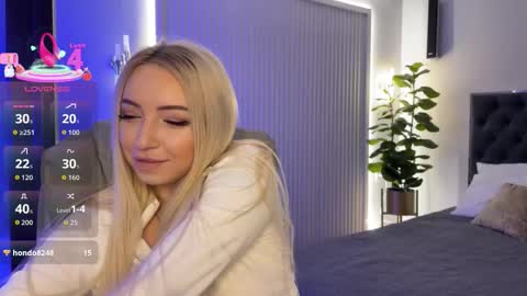 Emma online show from 11-09-25, 01:26