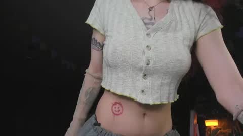 Snapshot of ohmygoddestkimmy chatting on 07-16-26, 06:36 Kmmy online show from 07-16-26, 06:36