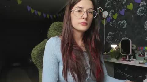 Snapshot of ohmygoddestkimmy chatting on 08-03-26, 02:54 Kmmy online show from 08-03-26, 02:54