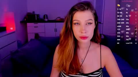 Light  online show from 11-23-25, 03:12