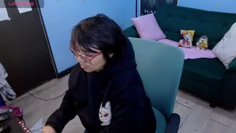 Snapshot of ohmysqueak chatting on 06-14-26, 04:09 ohmysqueak online show from 06-14-26, 04:09