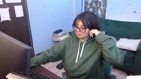 Snapshot of ohmysqueak chatting on 07-14-26, 12:13 ohmysqueak online show from 07-14-26, 12:13