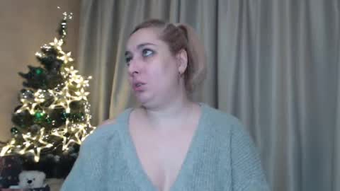 Snapshot of ohsweetiren chatting on 01-03-25, 07:06 Iren online show from 01-03-25, 07:06