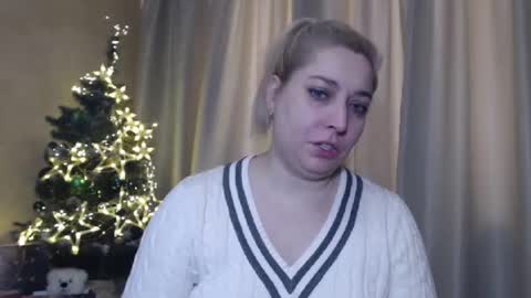 Snapshot of ohsweetiren chatting on 01-05-25, 07:17 Iren online show from 01-05-25, 07:17