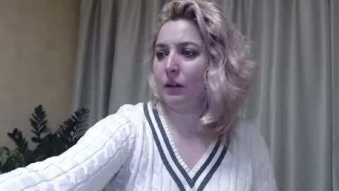 Snapshot of ohsweetiren chatting on 01-30-25, 07:18 Iren online show from 01-30-25, 07:18