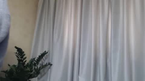 Snapshot of ohsweetiren chatting on 02-28-25, 07:48 Iren online show from 02-28-25, 07:48