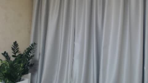 Snapshot of ohsweetmari chatting on 01-28-25, 09:40 Mari online show from 01-28-25, 09:40