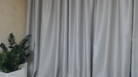 Snapshot of ohsweetmari chatting on 01-29-25, 03:26 Mari online show from 01-29-25, 03:26