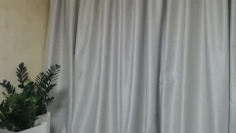 Snapshot of ohsweetmari chatting on 02-11-25, 04:46 Mari online show from 02-11-25, 04:46