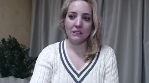 Mari online show from 02-11-26, 03:39