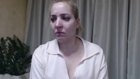 Mari online show from 03-05-26, 06:59