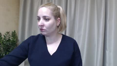 Mari online show from 04-03-26, 02:48