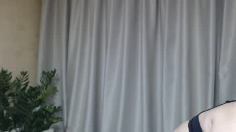 Snapshot of ohsweetmari chatting on 06-23-26, 04:49 Mari online show from 06-23-26, 04:49