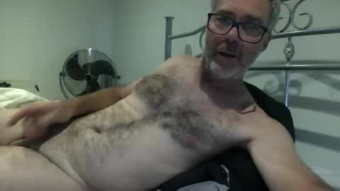 oiledcouple1 online show from 10-25-25, 10:01