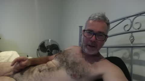 oiledcouple1 online show from 11-16-25, 03:34