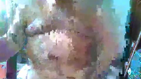 Snapshot of oily27 chatting on 10-27-25, 08:40 William online show from 10-27-25, 08:40