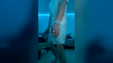 W online show from 12-20-25, 12:18