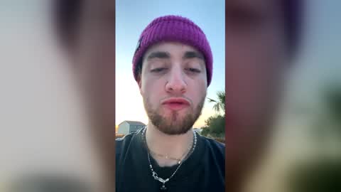 W online show from 03-31-26, 11:49