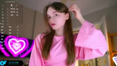 Snapshot of oke_doke chatting on 05-08-26, 05:29 Henrietta or Rita online show from 05-08-26, 05:29
