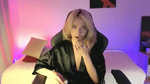 Snapshot of okerriella chatting on 06-13-26, 09:02 Ami online show from 06-13-26, 09:02