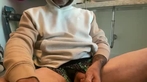 Snapshot of oki42 chatting on 01-21-25, 03:54 oki42 online show from 01-21-25, 03:54