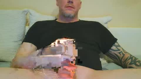 Snapshot of olavdelux chatting on 01-05-26, 09:18 olavdelux online show from 01-05-26, 09:18