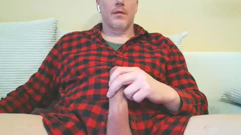 Snapshot of olavdelux chatting on 02-16-26, 09:38 olavdelux online show from 02-16-26, 09:38