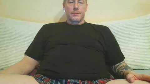 Snapshot of olavdelux chatting on 03-01-26, 09:50 olavdelux online show from 03-01-26, 09:50