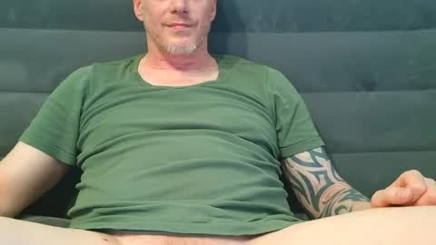Snapshot of olavdelux chatting on 06-29-26, 06:08 olavdelux online show from 06-29-26, 06:08
