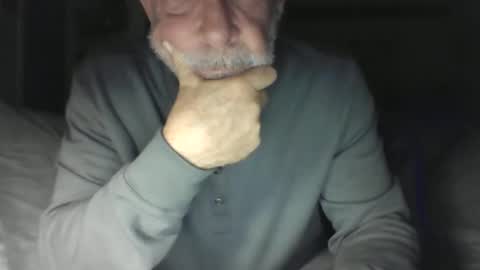 Snapshot of old_bald63 chatting on 12-27-24, 09:17 old_bald63 online show from 12-27-24, 09:17