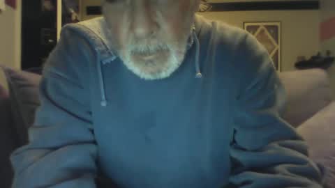 Snapshot of old_bald63 chatting on 12-31-24, 11:20 old_bald63 online show from 12-31-24, 11:20