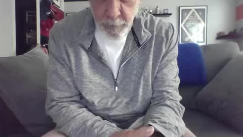 Snapshot of old_bald63 chatting on 11-02-25, 03:25 old_bald63 online show from 11-02-25, 03:25