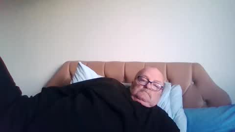 old_fkr online show from 01-16-25, 04:18