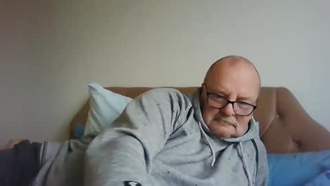 old_fkr online show from 01-24-25, 12:41