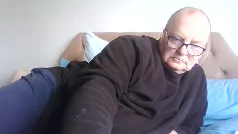 old_fkr online show from 02-17-25, 12:48