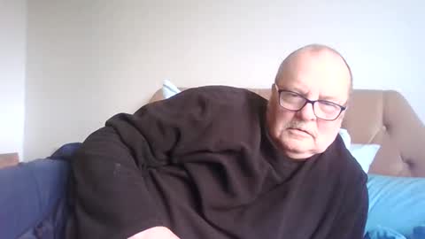 old_fkr online show from 02-19-25, 11:49