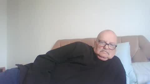 old_fkrr_ online show from 10-26-25, 09:26