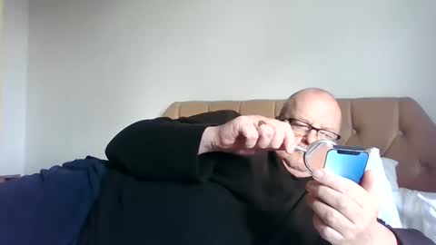 Snapshot of old_fkrr_ chatting on 06-10-26, 03:11 old_fkrr_ online show from 06-10-26, 03:11