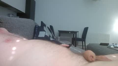 Snapshot of oldandgrey123 chatting on 07-18-26, 06:12 HeyIts Just Me online show from 07-18-26, 06:12