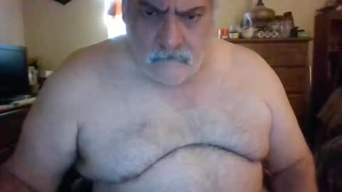Snapshot of oldcockforyngladies chatting on 01-11-26, 02:11 oldcockforyngladies online show from 01-11-26, 02:11