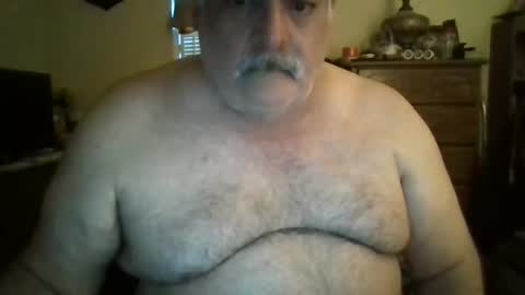 Snapshot of oldcockforyngladies chatting on 02-21-26, 12:06 oldcockforyngladies online show from 02-21-26, 12:06