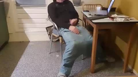 Snapshot of oldersagger chatting on 01-12-25, 04:18 oldersagger online show from 01-12-25, 04:18