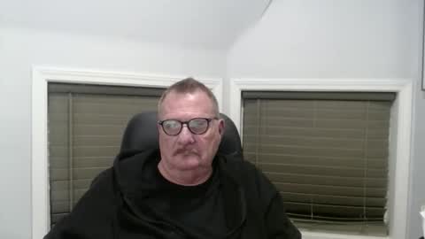oldguybigd online show from 04-19-26, 04:34