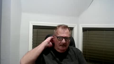 oldguybigd online show from 06-10-26, 04:34
