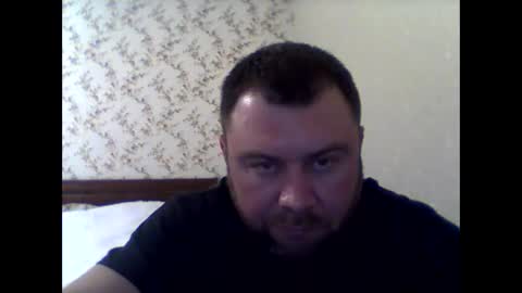 Snapshot of olegvvvvv chatting on 02-16-25, 02:43 olegvvvvv online show from 02-16-25, 02:43