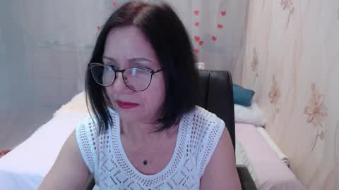 Snapshot of olgahottie chatting on 10-30-25, 11:27 OlgaHottie online show from 10-30-25, 11:27