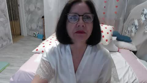 Snapshot of olgahottie chatting on 05-03-26, 11:33 OlgaHottie online show from 05-03-26, 11:33