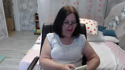 Snapshot of olgahottie chatting on 05-31-26, 11:17 OlgaHottie online show from 05-31-26, 11:17